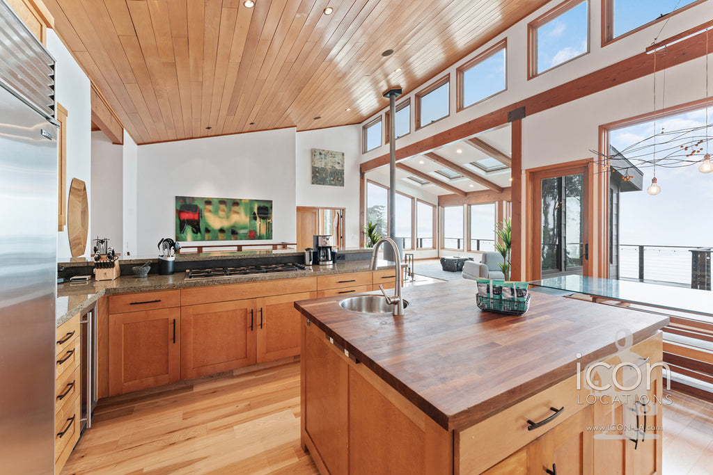 Ocean Bluff  - BH3126-BigSur