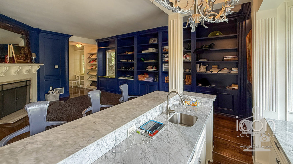 Modern Colonial - COLO2051