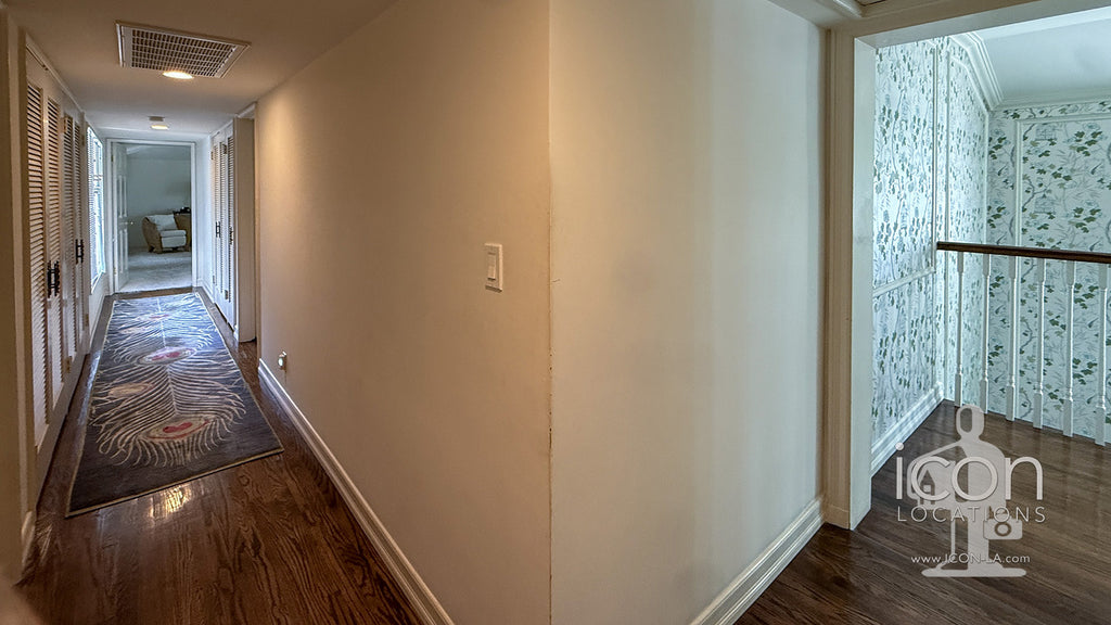 Modern Colonial - COLO2051