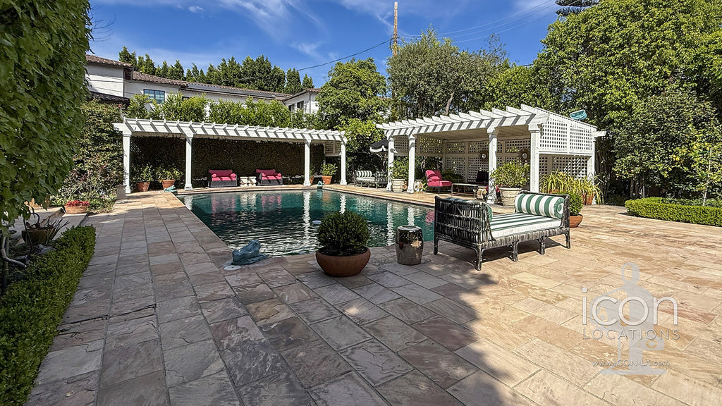 Modern Colonial - COLO2051