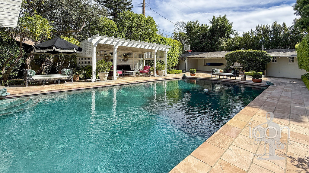 Modern Colonial - COLO2051