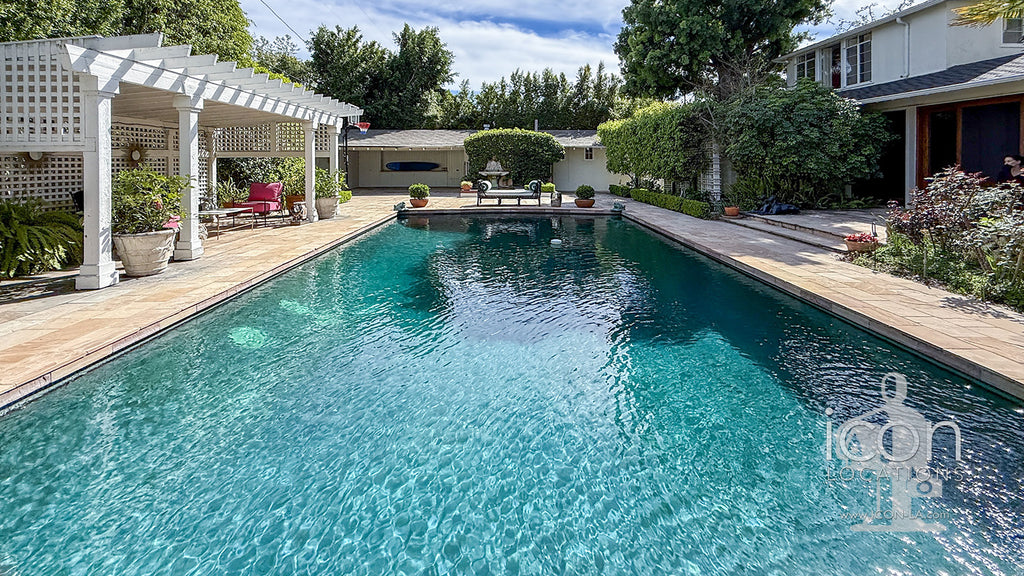 Modern Colonial - COLO2051