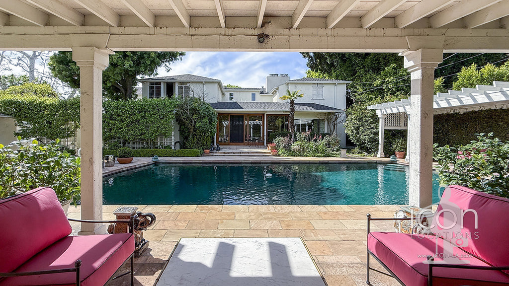 Modern Colonial - COLO2051