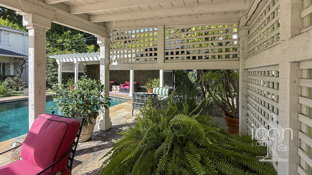 Modern Colonial - COLO2051