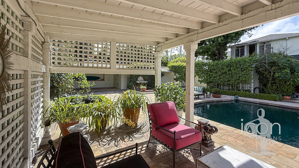 Modern Colonial - COLO2051