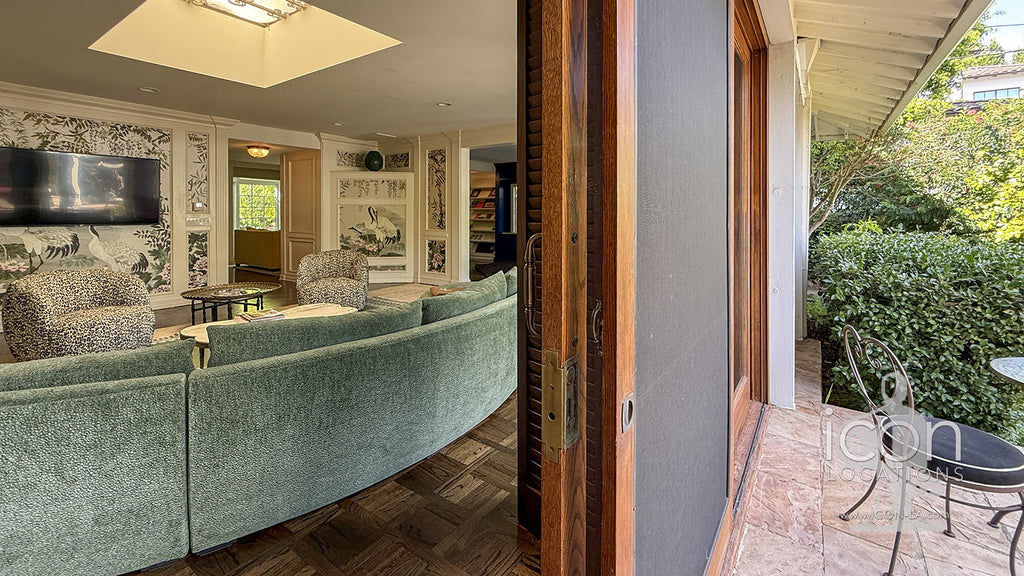 Modern Colonial - COLO2051