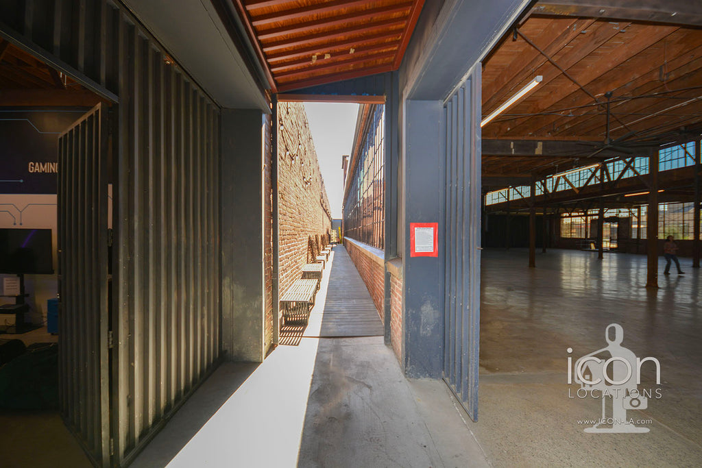 COMM2080 - Stages+Courtyards+Design Offices