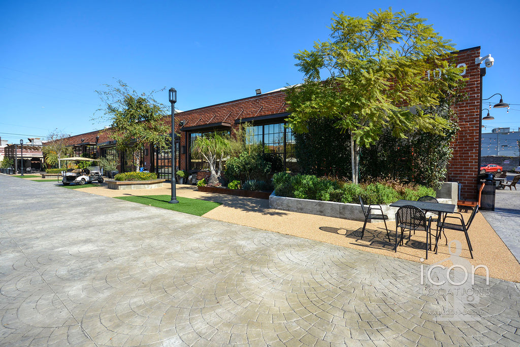COMM2080 - Stages+Courtyards+Design Offices