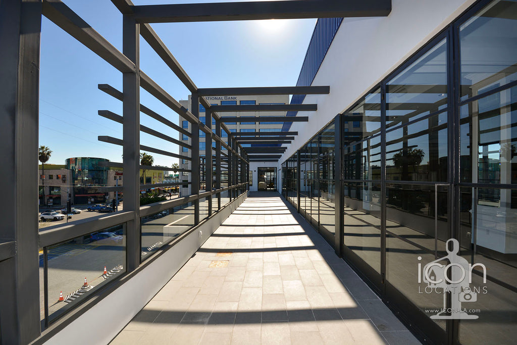 COMM2082-Offices, Elevators, Retail Space, Parking Garage