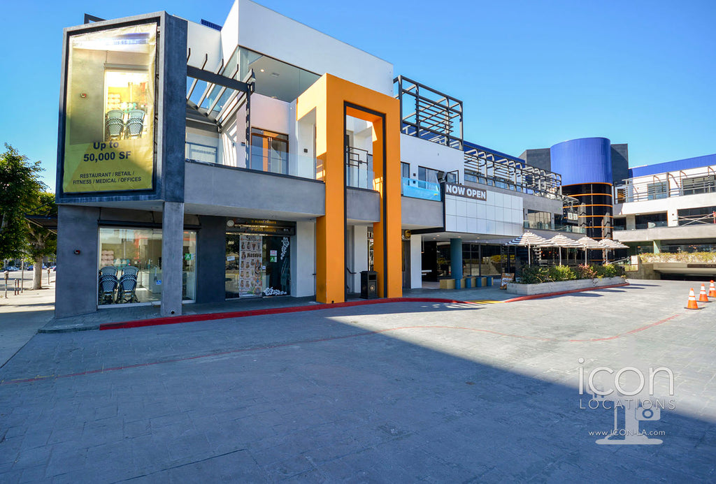 COMM2082-Offices, Elevators, Retail Space, Parking Garage