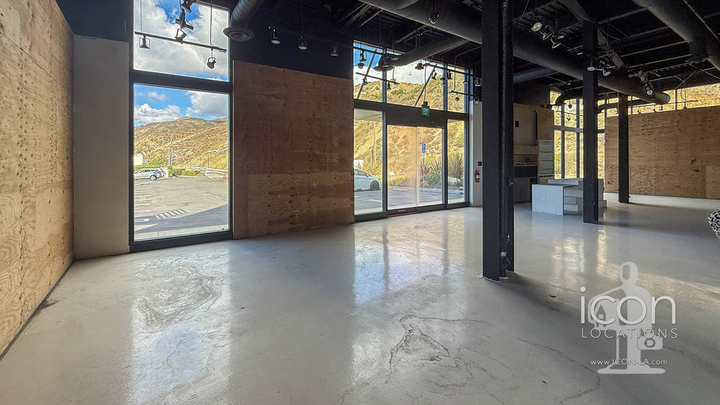 Retail Store - COMM2095