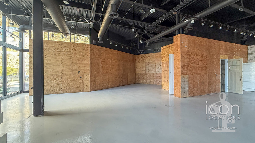 Retail Store - COMM2095
