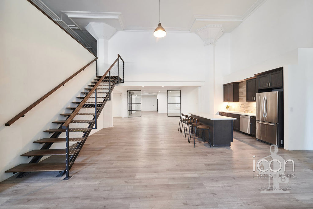 COMM2097_1stFloor