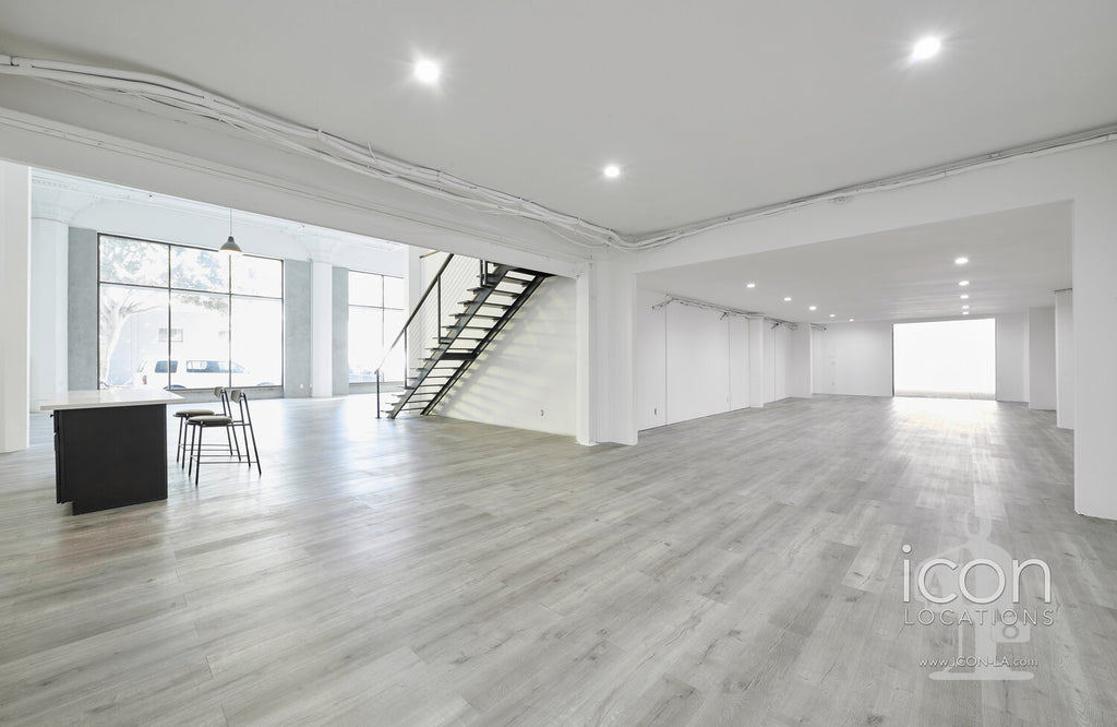 COMM2097_1stFloor