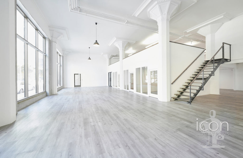 COMM2097_1stFloor