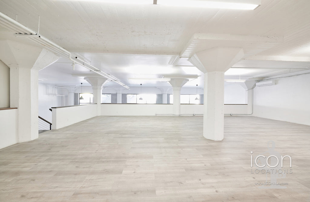 COMM2097_1stFloor