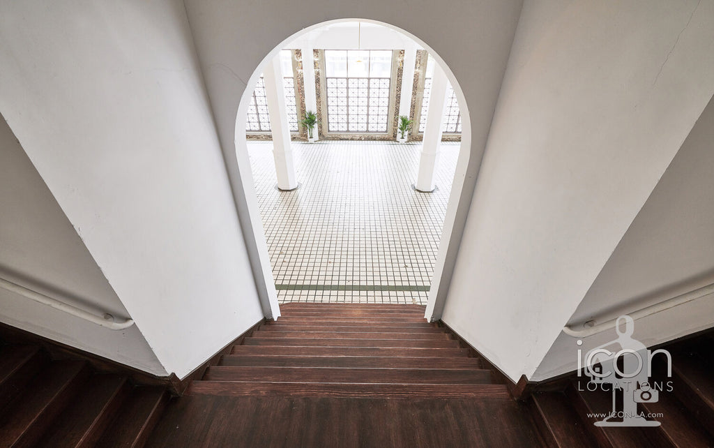 COMM2097_1stFloor
