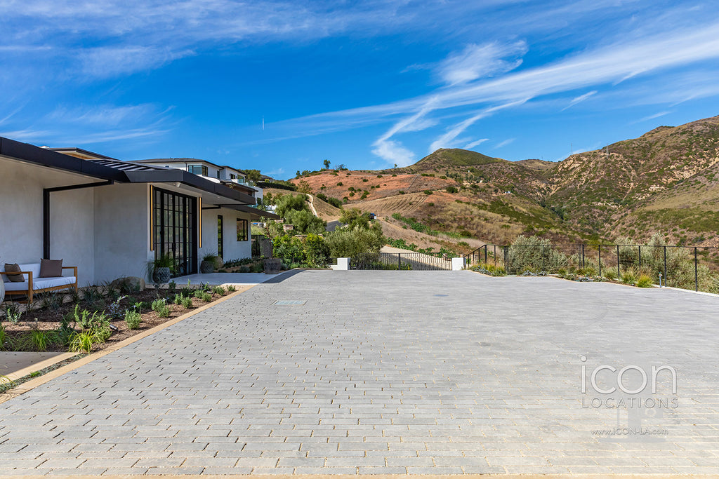 Contemporary - CONT2047