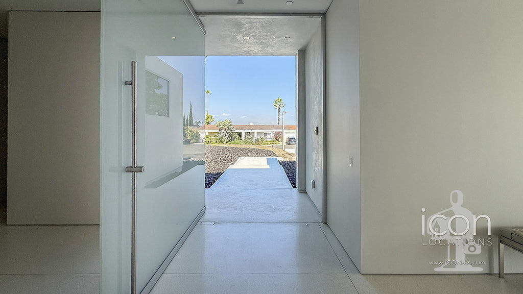 Contemporary - CONT2052
