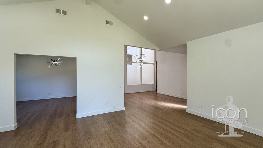 Contemporary - CONT2053