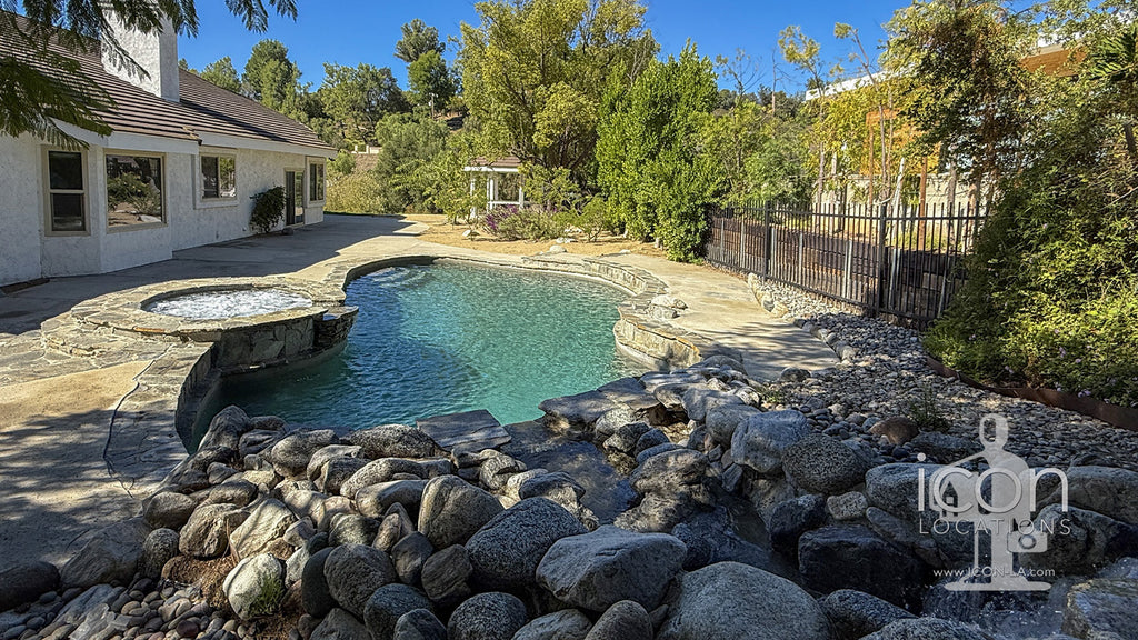 Contemporary - CONT2053