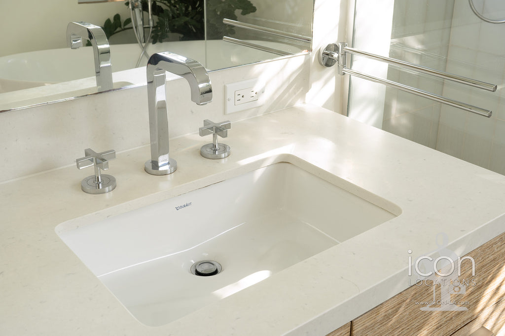Contemporary - CONT2054