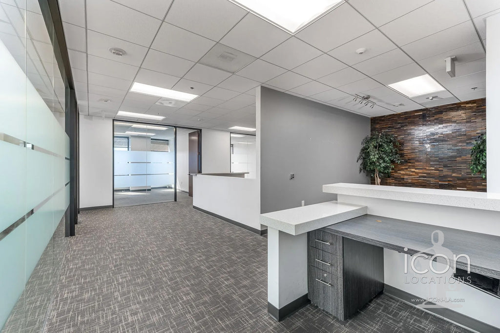 COMM3992 - Offices/Penthouse/Roof Deck