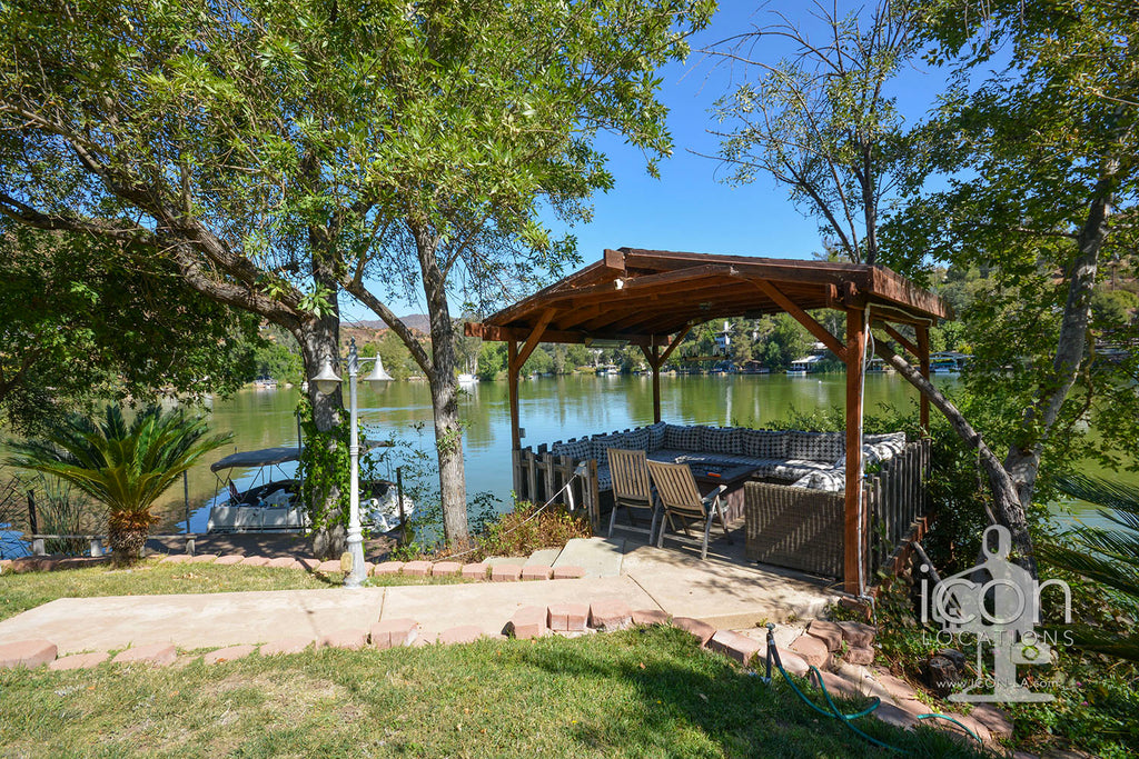 Lake House - LAKE2009