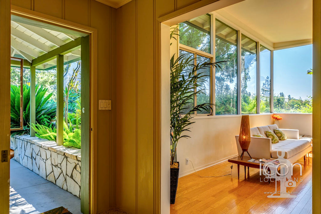 Mid Century - MID2084