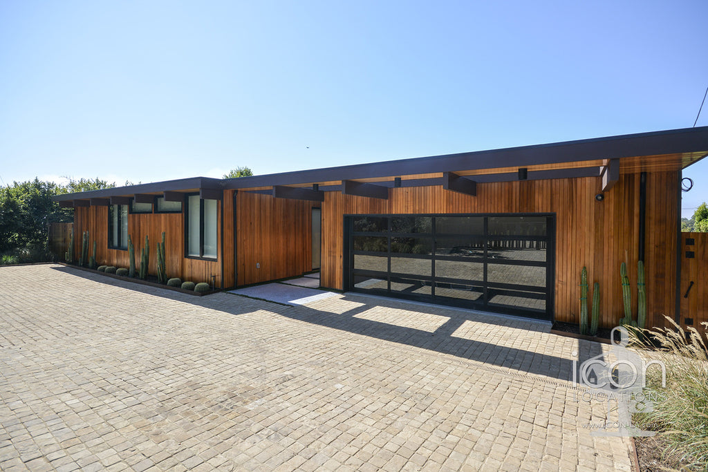 Mid Century Glass House - MID2087