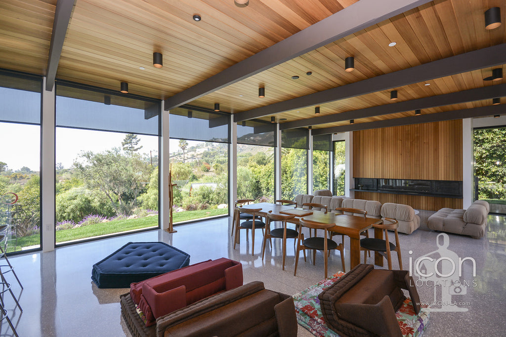 Mid Century Glass House - MID2087