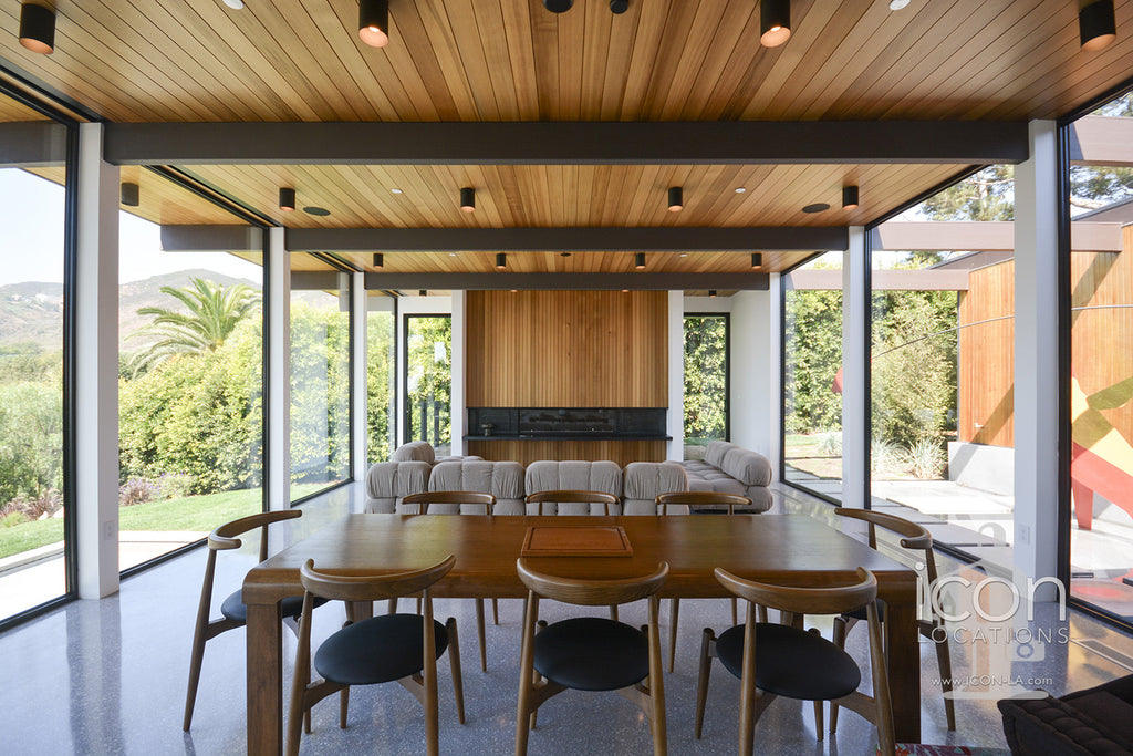Mid Century Glass House - MID2087