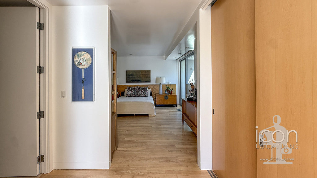 Mid Century - MID2090