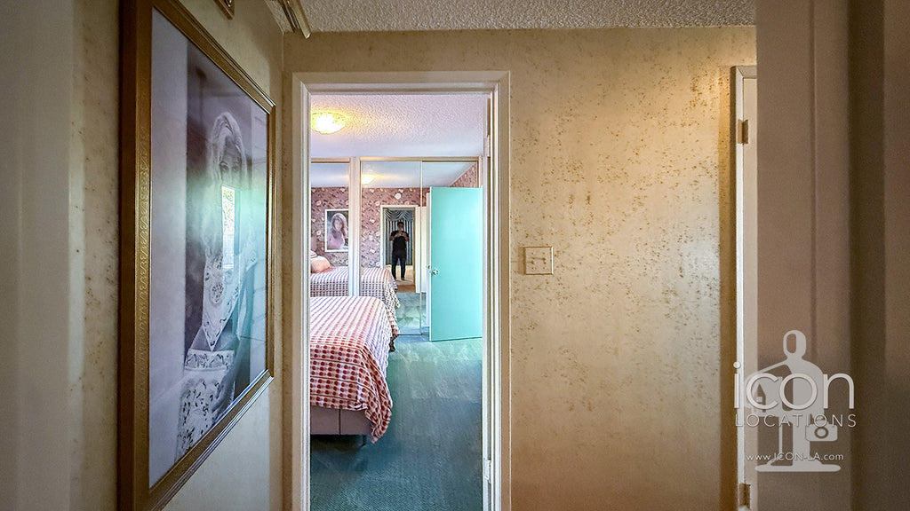 Mid Century - MID2093