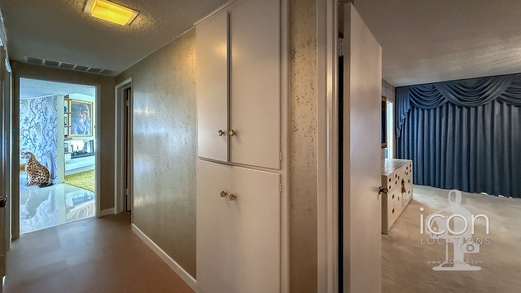 Mid Century - MID2093