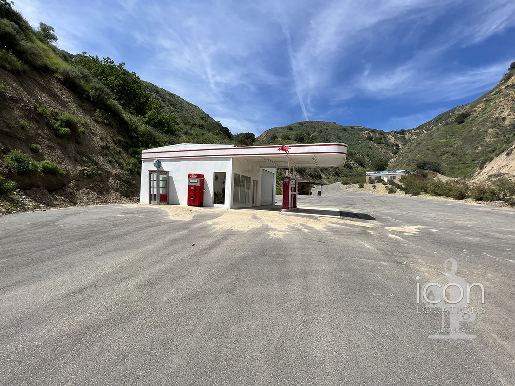 Gas Station / Small Town Shops /Open Land - RA3164
