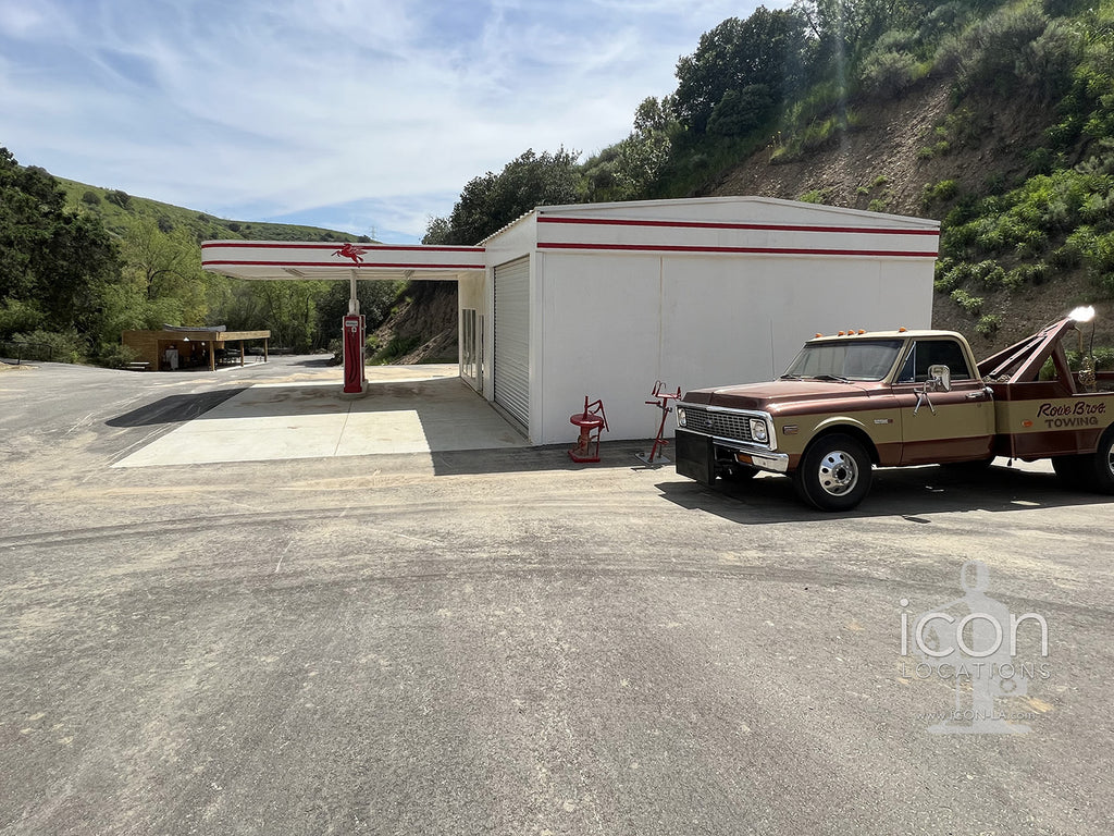 Gas Station / Small Town Shops /Open Land - RA3164