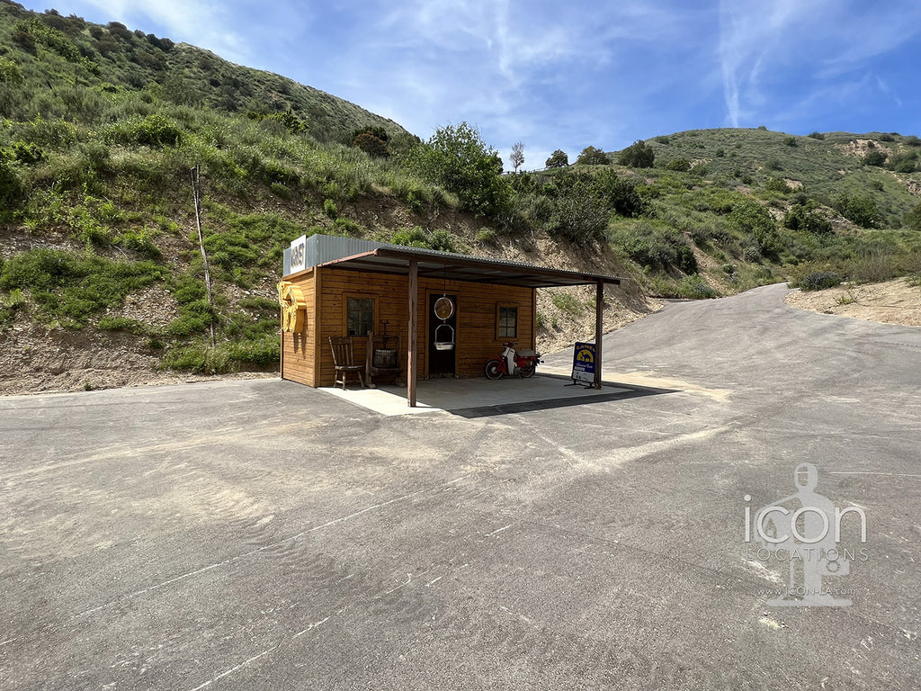 Gas Station / Small Town Shops /Open Land - RA3164