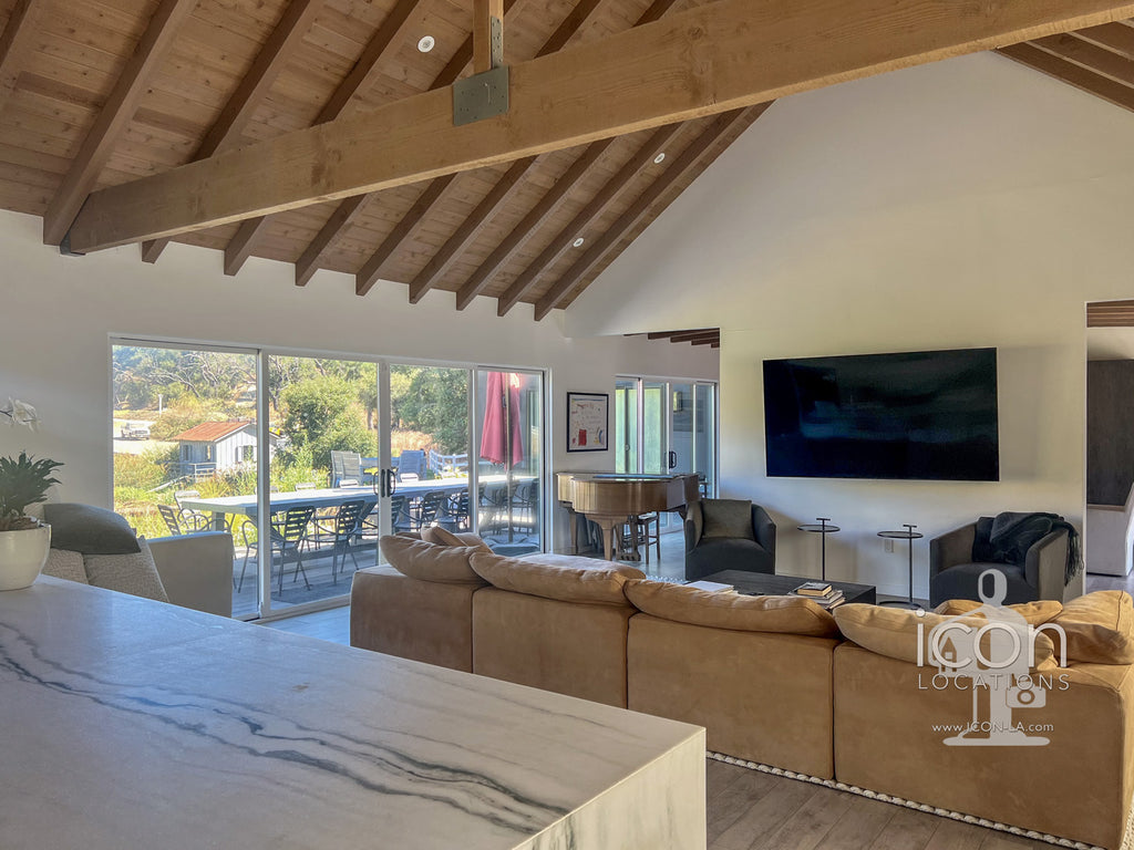 Vineyard Lake House - RA3187