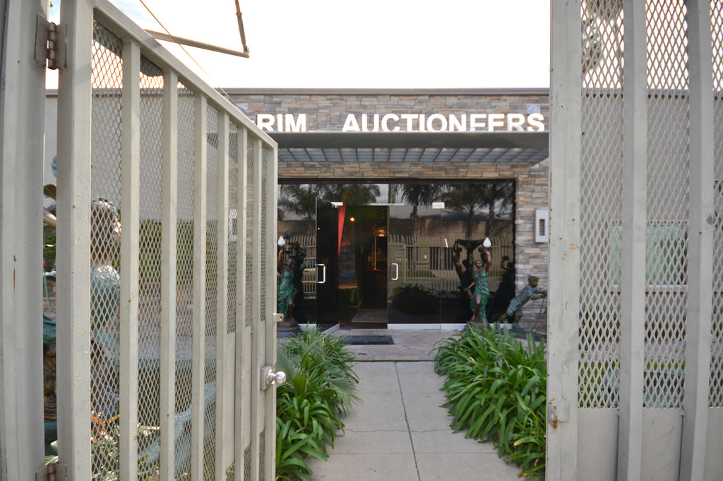 COMM2050 - Art Gallery / Warehouse