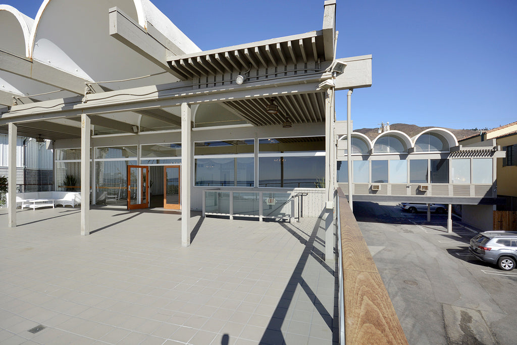 Beach Club - COMM2063