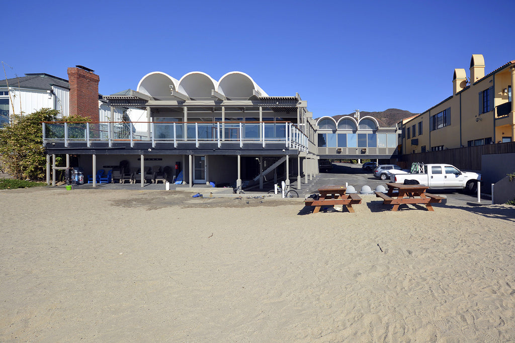 Beach Club - COMM2063