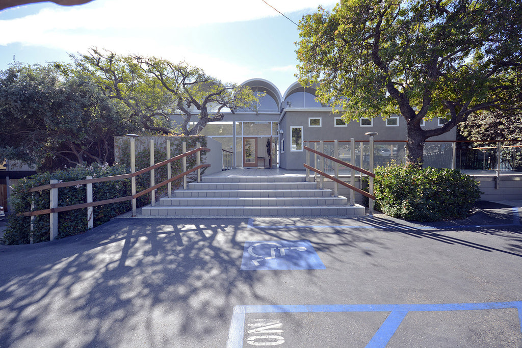Beach Club - COMM2063