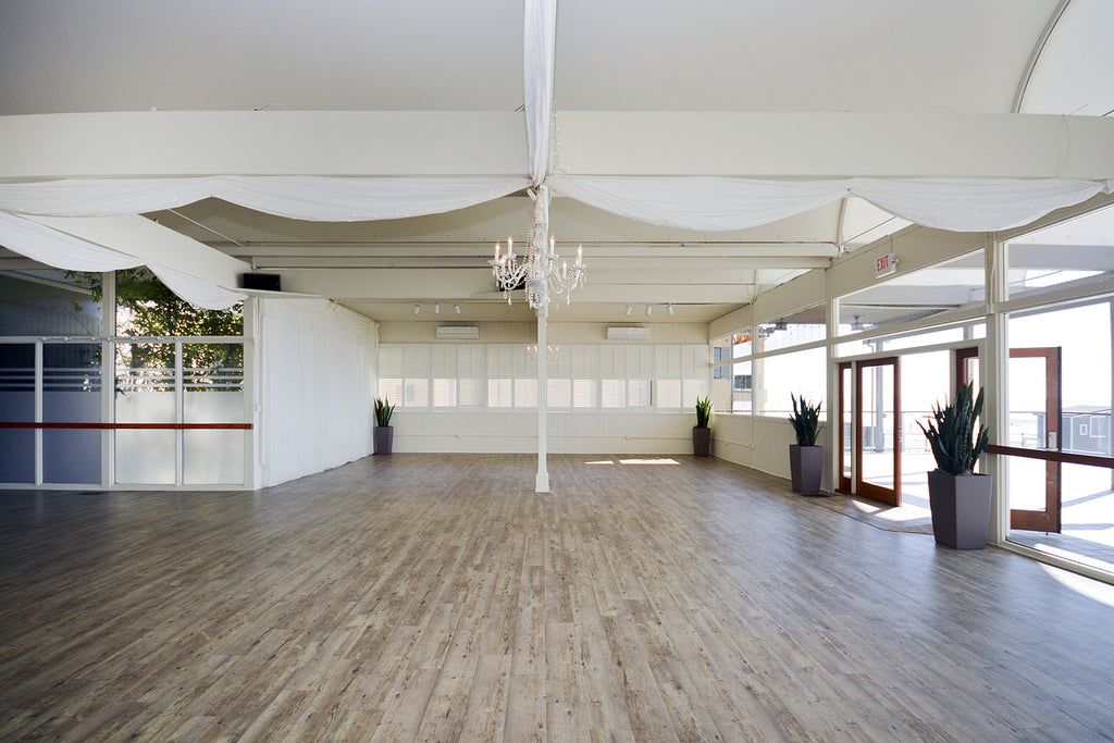Beach Club - COMM2063