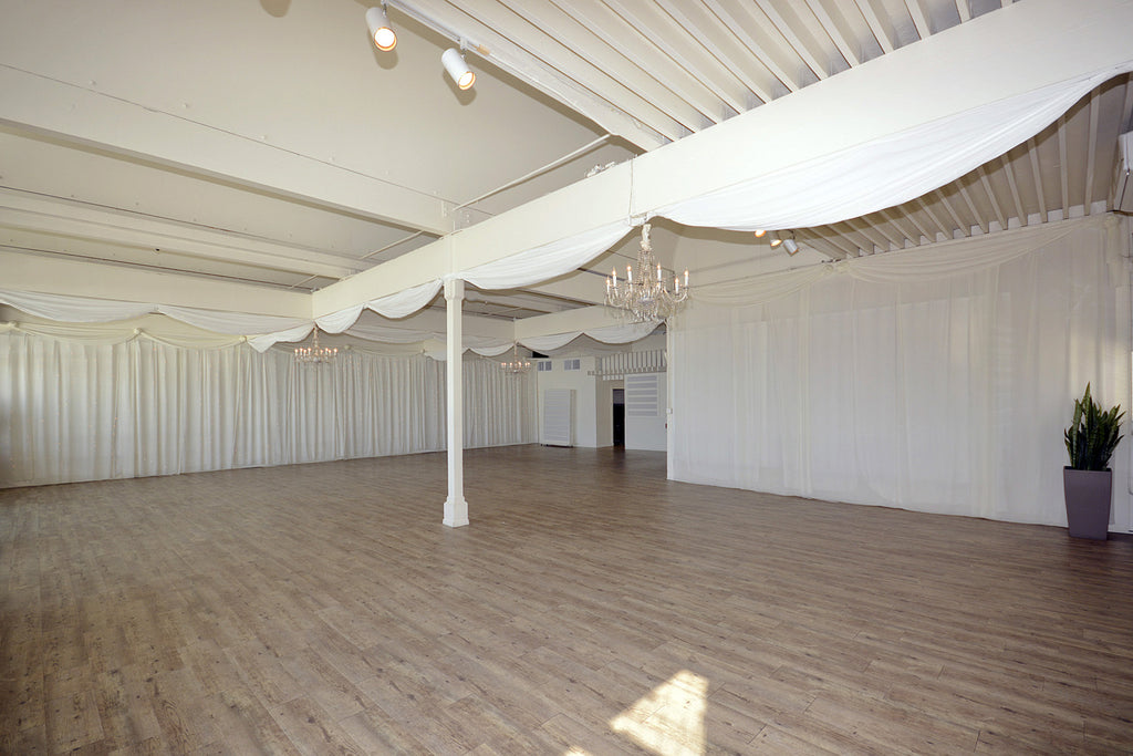 Beach Club - COMM2063