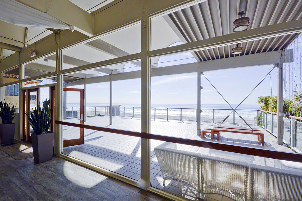 Beach Club - COMM2063
