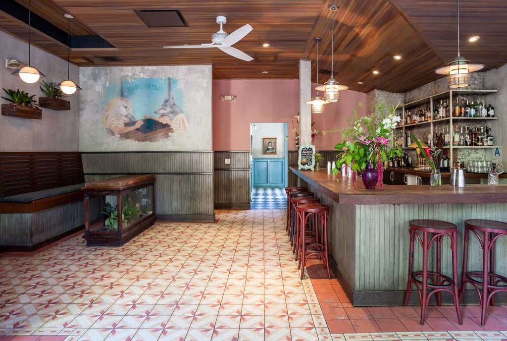 Bar-Cafe - COMM2069