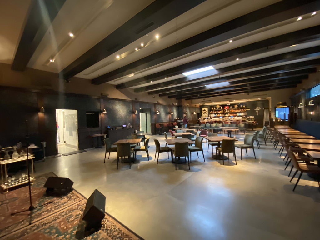 COMM2070 - Recording Studio / Restaurant