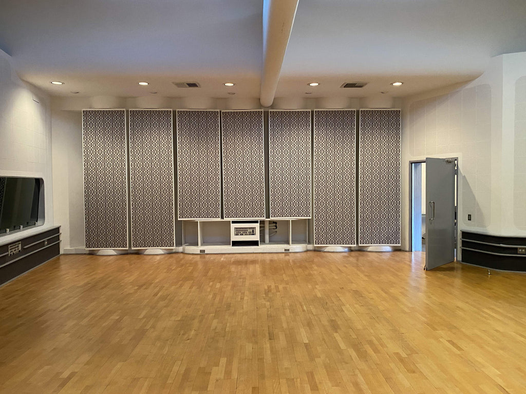 COMM2071 - Recording Studio