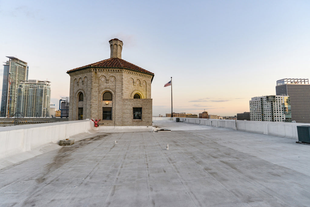 COMM2076_Exterior-Garage-Roof-Basement